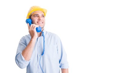 Telefonda konuşurken vizyoner mühendisi