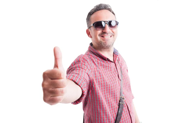Man wearing short sleeve shirt and shades — Stock Photo, Image