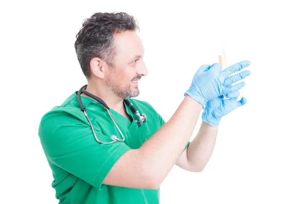 Doctor preparing a syringe with vaccine — Stock Photo, Image