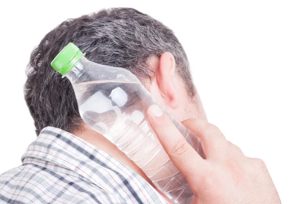 Man cooling back of the neck — Stock Photo, Image