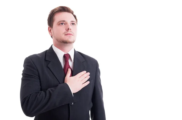 Gurur işadamı ya da bir yandan kalp üzerinde tutarak avukat