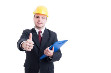 Takım elbise hardhat ve l gösterilen Panoya İnşaat denetçisiyle