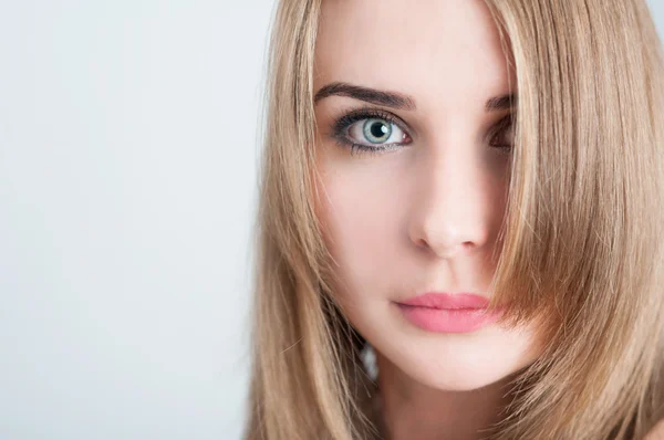 Beleza modelo rosto closeup — Fotografia de Stock