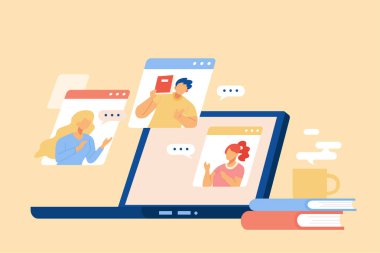 Düz stil illüstrasyon pf online eğitim konsepti. Kitaplı dizüstü bilgisayar ve sıcak kahve fincanı. Öğrenciler görüntülü sohbet üzerine grup çalışması yapıyorlar.