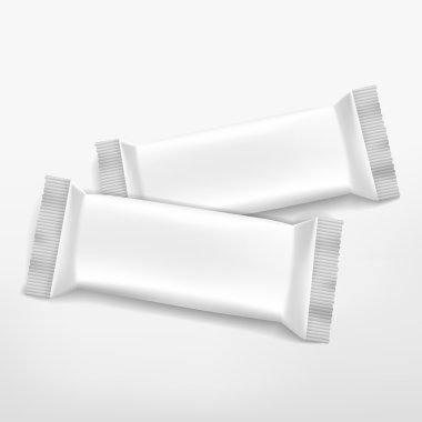 Boş beyaz gıda ambalaj kümesi üzerinde beyaz izole