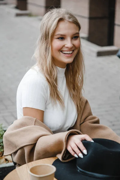 Blonde Brown Coat Black Hat Posing Smiling Upset — Stock Photo, Image