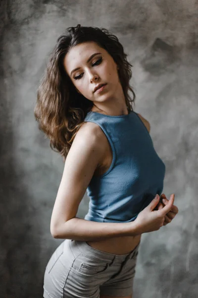 Beautiful Cute Curly Girl Posing Shorts Blue Shirt — Stock Photo, Image