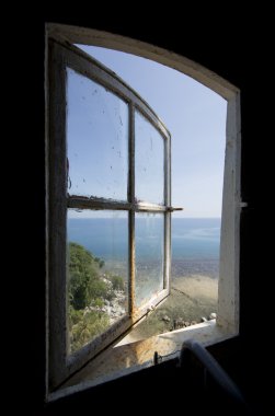 Endonezya deniz feneri penceresi görünümü