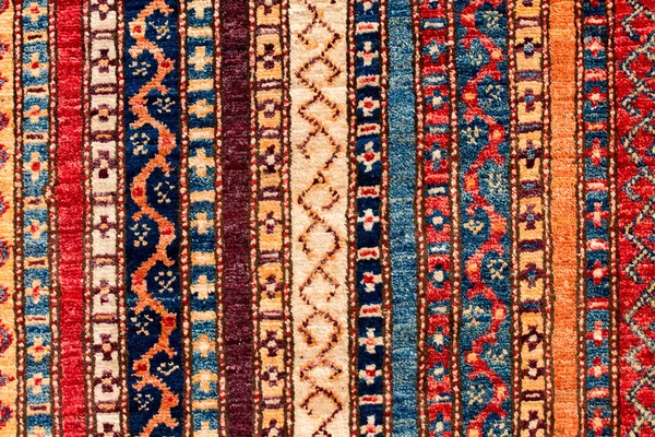 Detalle de alfombra asiática en Estambul, Turquía . — Foto de Stock