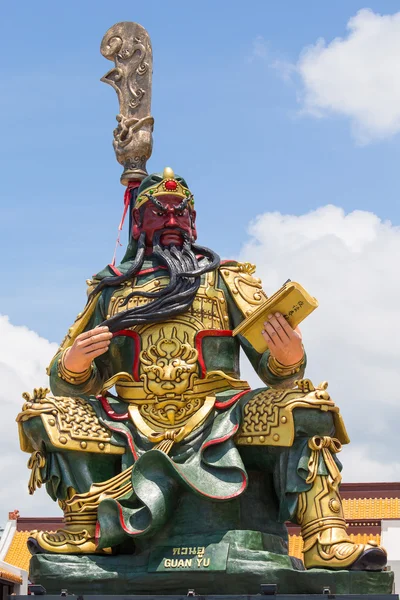 Chinese statue of Guan Yu in island Koh Samui, Thailand — Stock Photo, Image