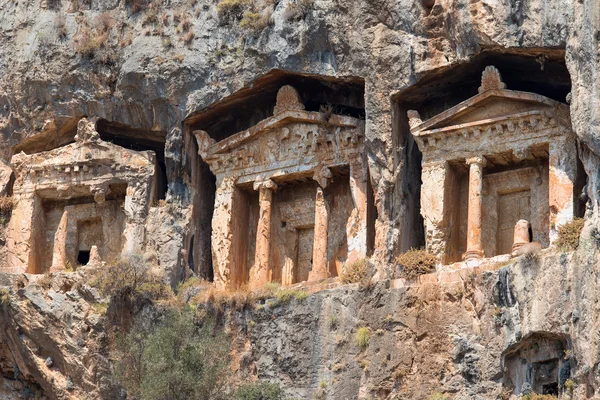 페티예, 터키에서 고 대 리키아 바위 무덤 — 스톡 사진