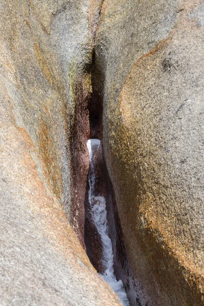 Roca extraña, hin ta hin yai, hito muy famoso de Samui, Tailandia — Foto de Stock