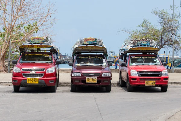 Songthaew taxi en la isla Koh Samui, Tailandia —  Fotos de Stock