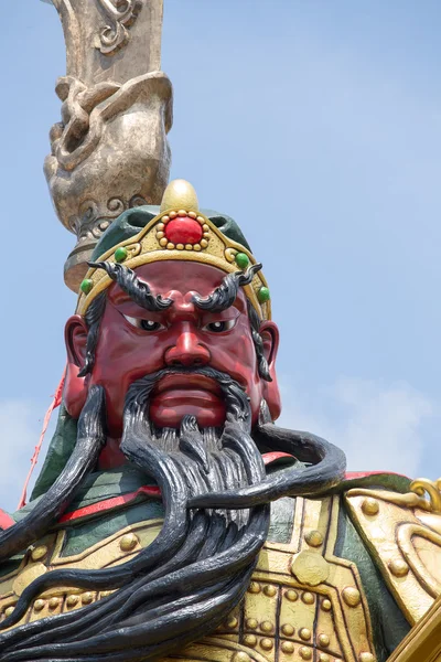 Chinese statue of Guan Yu in island Koh Samui, Thailand — Stock Photo, Image