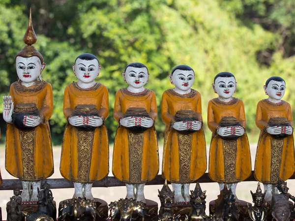 Hand made souvenirs on the market in Inle Lake. Myanmar — Stock Photo, Image