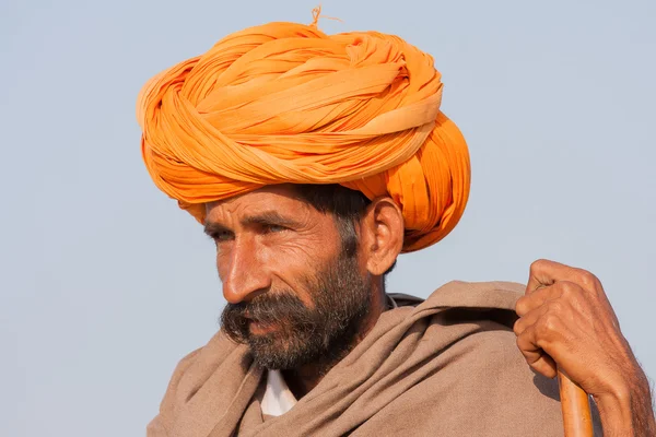 Retrato Homem indiano em Pushkar, Rajasthan, Índia . — Fotografia de Stock