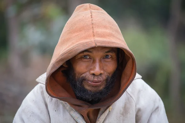 Portrait beggar man in Myanmar, Burma — Stock Photo, Image