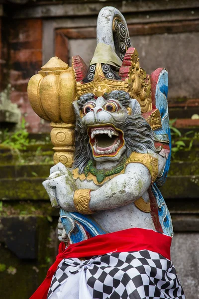 Balinese God statue in Central Bali temple. Indonesia — Stock Photo, Image