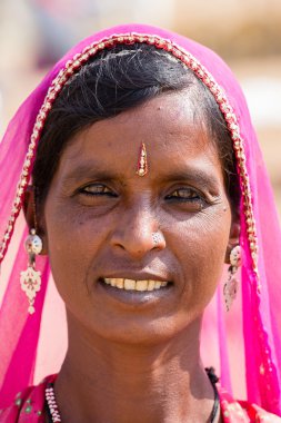 Hintli kadın portre, Pushkar. Hindistan