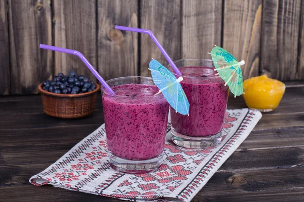 Blueberry orgânico Smoothy feito com ingredientes frescos — Fotografia de Stock