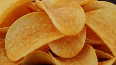 Dönen patates cipsi yakın, makro  