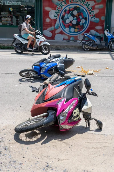 Koh Phangan Tailandia Mayo 2019 Accidente Motocicleta Ocurrido Carretera Isla —  Fotos de Stock