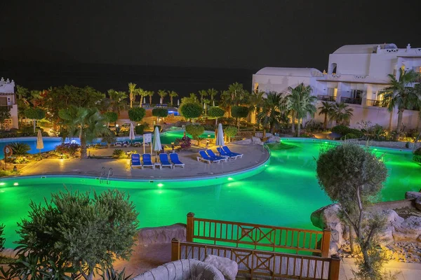 Sharm Sheikh Egypt Května 2018 Noční Pohled Bazén Stavbu Palmy — Stock fotografie