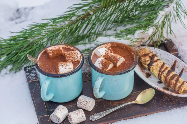 Two Hot Cocoa Drink Bed Snow White Background Close Concept — Stock Photo, Image