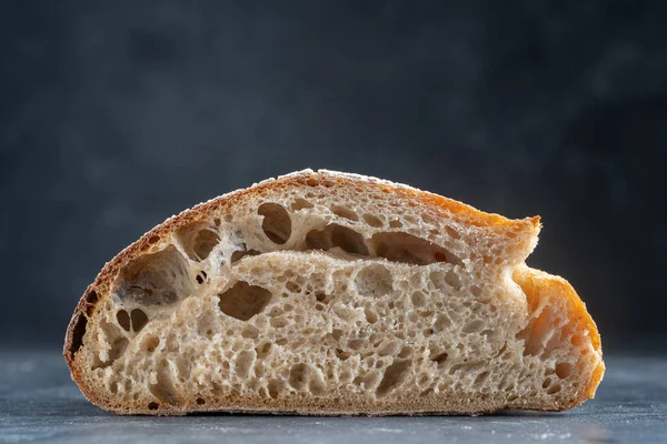 Naturalna Abstrakcyjna Tekstura Bezdrożdżowego Chleba Zakwaśnego Zbliżenie — Zdjęcie stockowe
