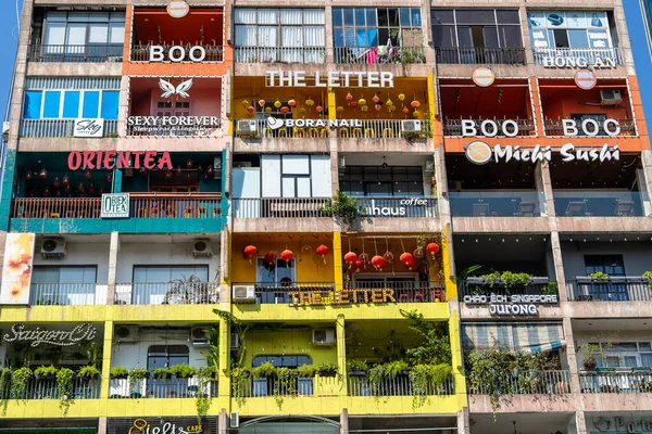 Chi Minh Vietnã Março 2020 Vista Edifício Com Varandas Que — Fotografia de Stock