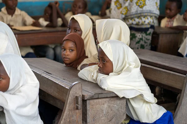 Zanzibar Τανζανία Ιανουαρίου 2020 Αγνώστων Αφρικανών Κοριτσιών Τοπικό Σχολείο Κατά — Φωτογραφία Αρχείου