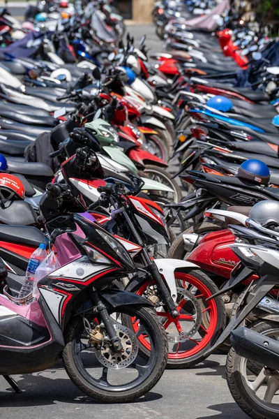 Остров Куок Вьетнам Мая 2020 Года Парковка Мотоциклов Улице Острове — стоковое фото