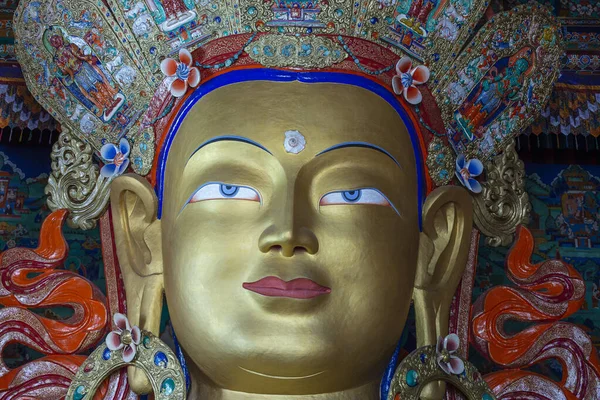 Maitreya Buddha Nın Tibetli Budist Thiksey Manastırı Ndaki Renkli Heykelini — Stok fotoğraf