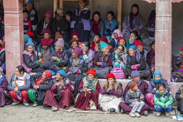 Lamayuru Gompa Ladakh Indien Juni 2015 Viele Lokale Buddhistische Menschen — Stockfoto