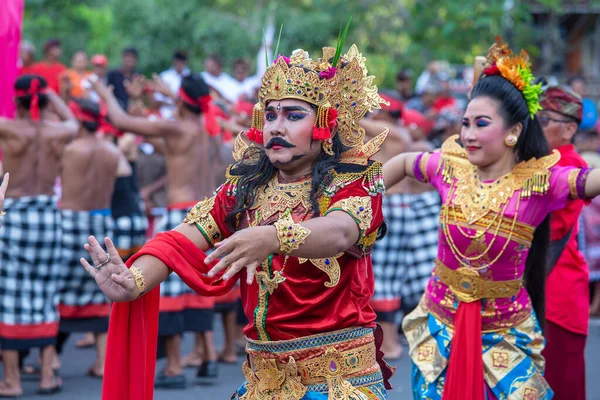 Bali Indonézia Jan 2018 Balinéz Emberek Öltözött Nemzeti Jelmez Részt — Stock Fotó