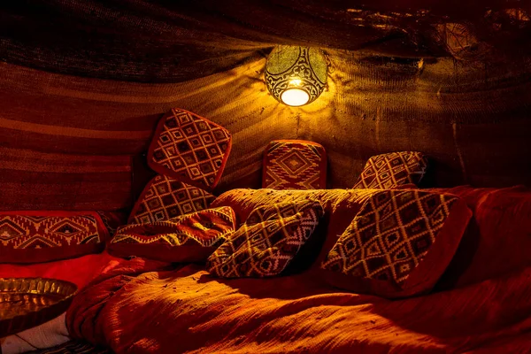 Carpa Árabe Tradicional Interior Desierto Por Noche Sharm Sheikh Egipto —  Fotos de Stock