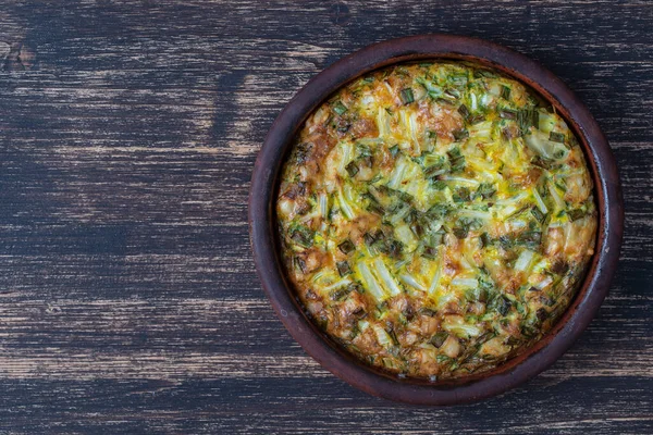 Keramische Kom Met Plantaardige Frittata Eenvoudige Vegetarische Gerechten Frittata Met — Stockfoto