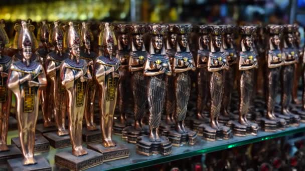 Verschiedene Statuetten Ägyptischer Souvenirs Marktstand Für Touristen Sharm Sheikh Ägypten — Stockvideo