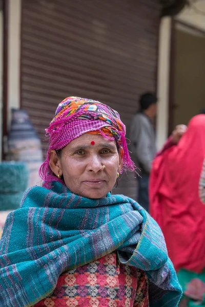 Leh Índia Junho 2015 Mulher Velha Indiana Mercado Rua Aldeia — Fotografia de Stock