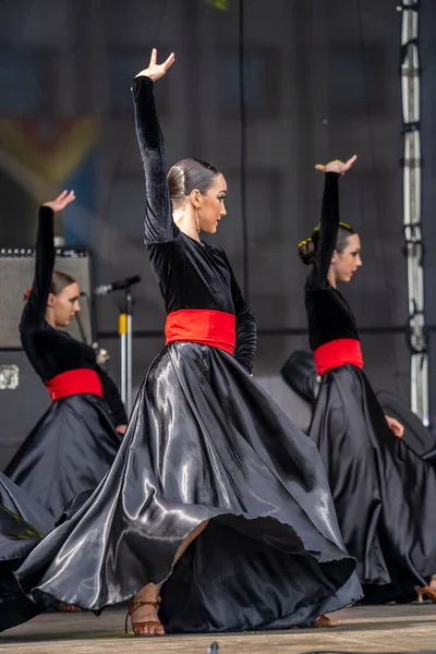 Shepetivka Ukraine Juni 2021 Junge Künstler Tanzen Auf Dem Straßenfest — Stockfoto