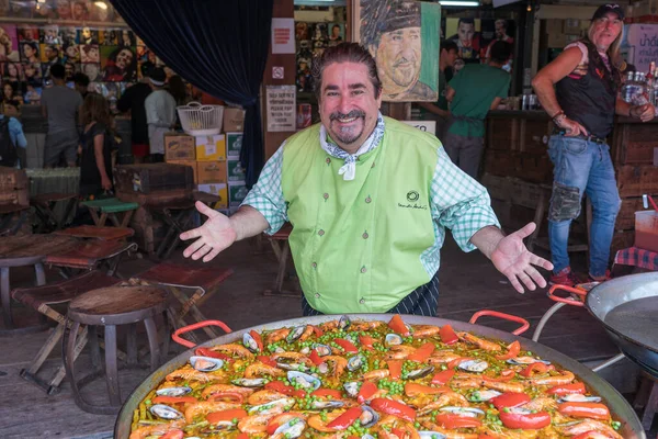 Bangkok Tailandia Mayo 2019 Chef Prepara Paella Marisco Español Cocinada —  Fotos de Stock