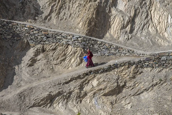 Lamayuru Gompa Ladakh Índia Junho 2015 Jovem Monge Budista Rua — Fotografia de Stock