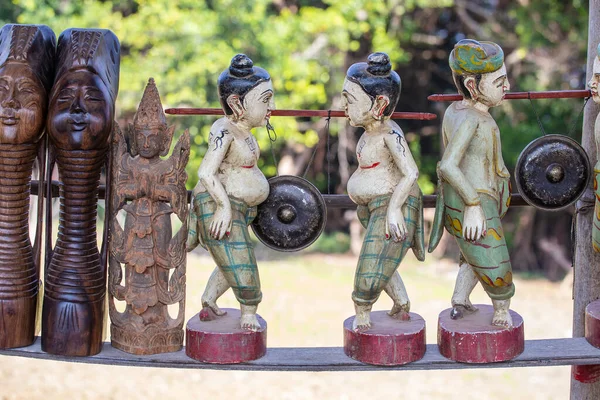 레이크 근처의 시장에 상점에서 기념품이 나왔다 미얀마에서 판매되는 — 스톡 사진
