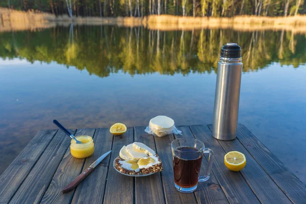 Breakfast Hot Tea Cheese Sandwich Honey Wooden Table Morning Next — Stock Photo, Image