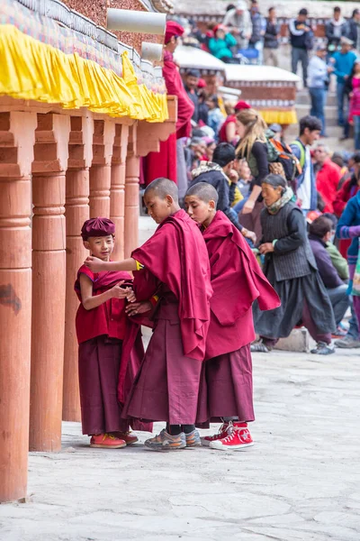 Ladakh Northern India June 2015 Tibetan Buddhist Young Monk Hemis — Stock Photo, Image