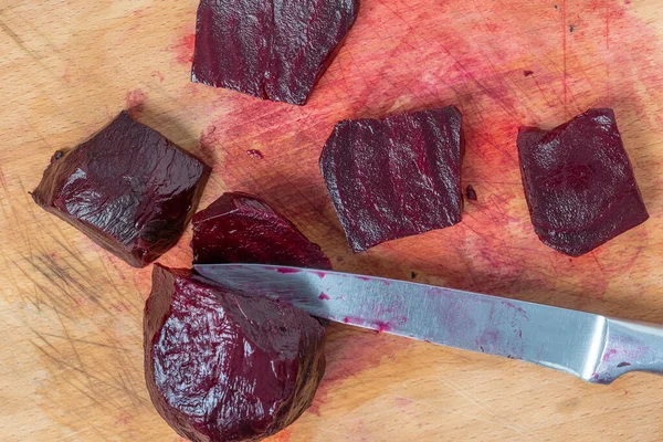 Red Boiled Beets Knife Cutting Board Kitchen Close Top View — Stock Photo, Image