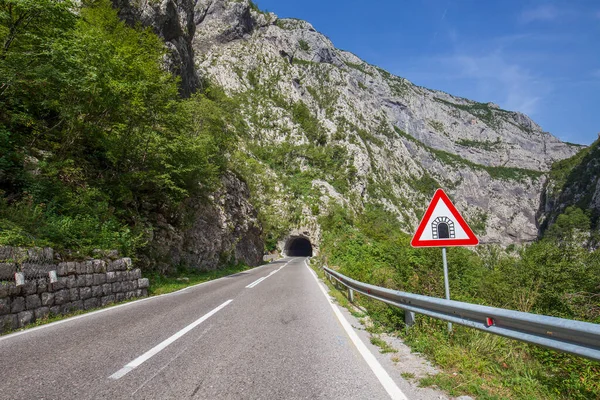 Route Asphaltée Tunnel Long Canyon Tara Nord Monténégro — Photo