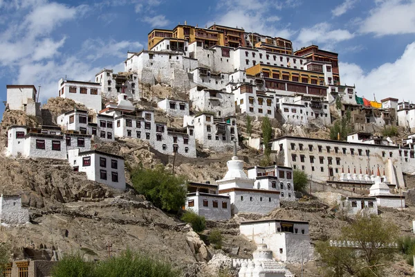 Tiksey klášter je buddhistický klášter v Ladaku, Indie , — Stock fotografie