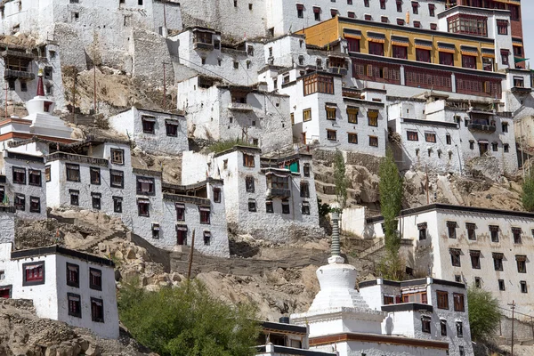 Mosteiro de Tiksey é um mosteiro budista em Ladakh, Índia  , — Fotografia de Stock