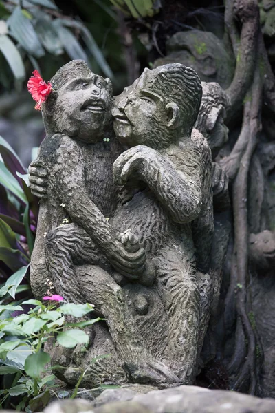 Escultura erótica em Indonésia — Fotografia de Stock